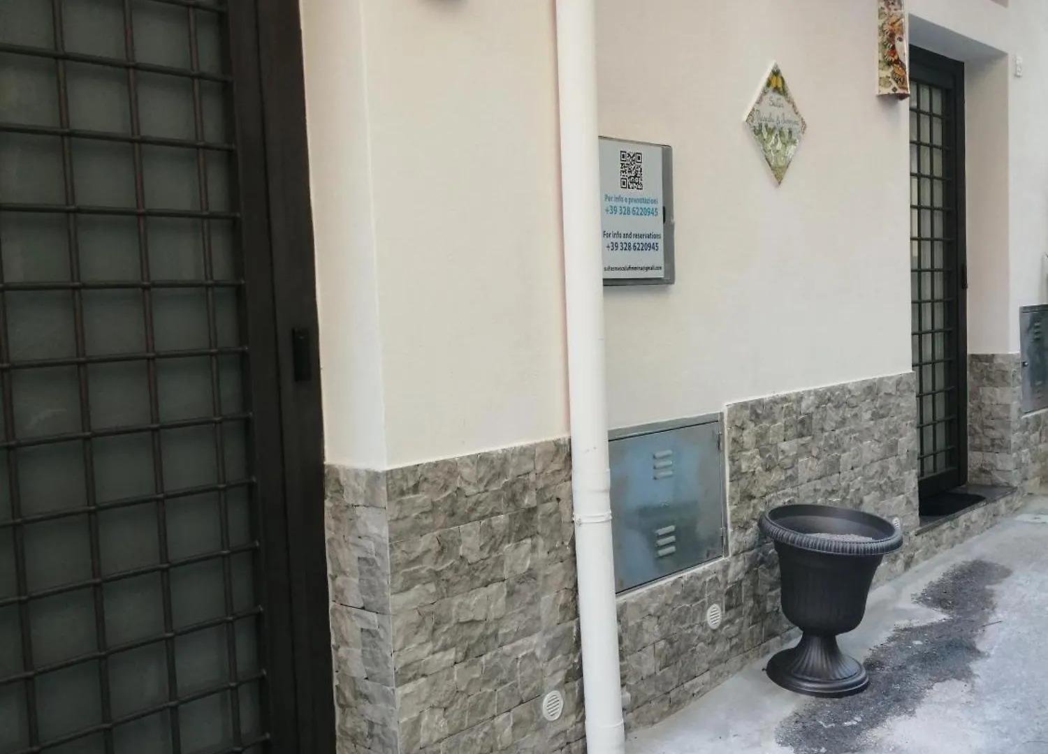 Suites Masculu & Fimmina Palermo