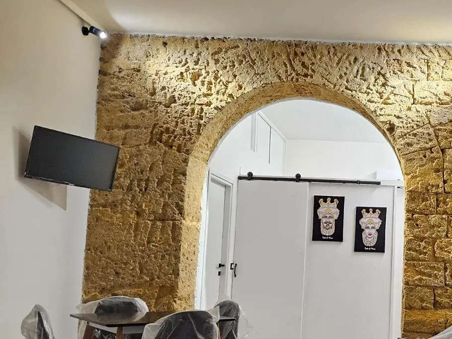 Suites Masculu & Fimmina Palermo